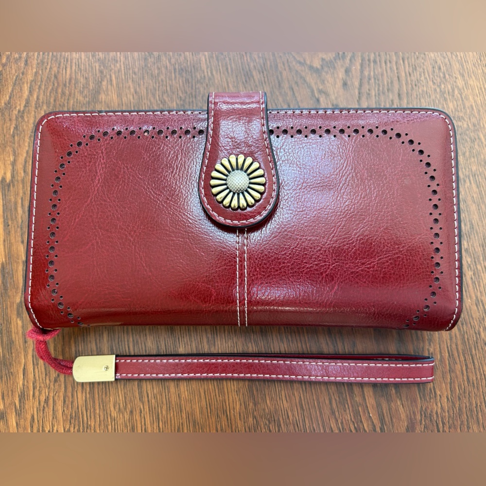 ‘SENDEFN’ Red Leather RFID Women Wristlet Wallet, handstrap. Was New @32-Ex cond